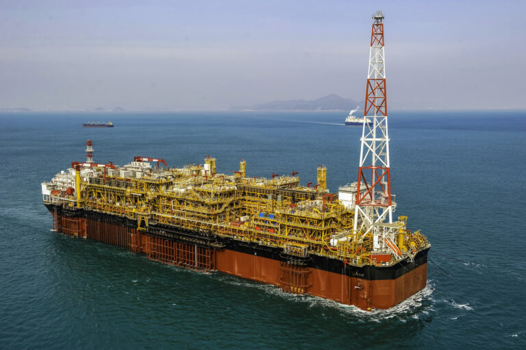 bp awards SLB OneSubsea subsea boosting contract for Thunder Horse
