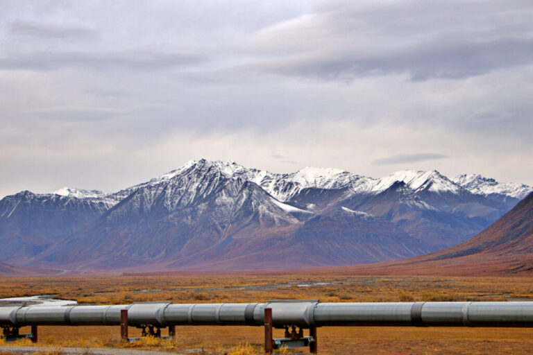 Stalled Alaska LNG pipeline bill sends ‘negative signal,’ governor says